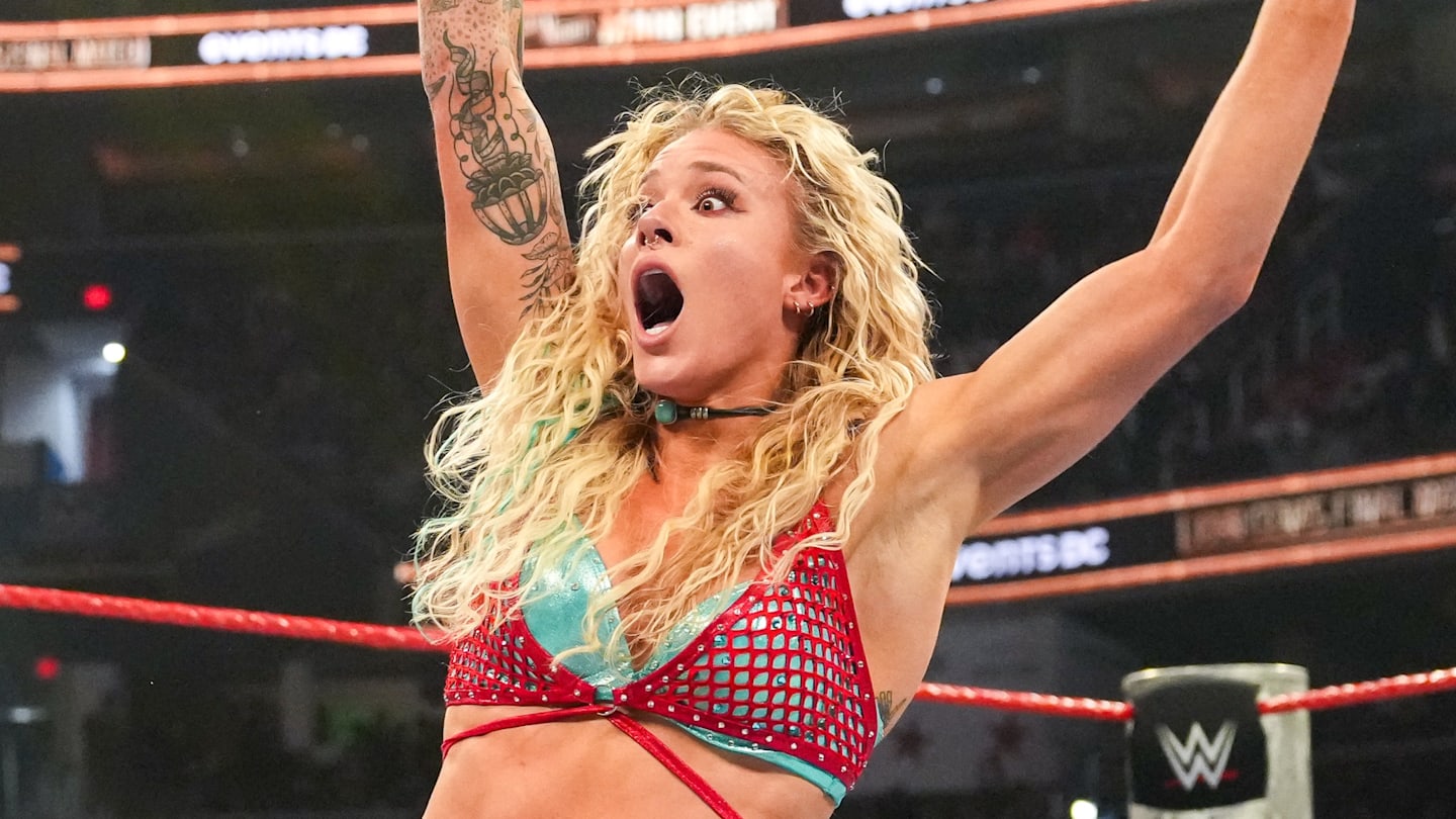 Kendal Grey Details Backstage Reaction to Scary Sol Ruca Fall