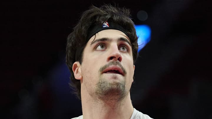 Portland Trail Blazers forward Deni Avdija warms up before a game against the Cleveland Cavaliers.