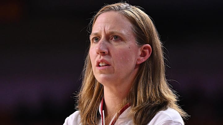Jan 12, 2025; Los Angeles, California, USA; USC Trojans head coach Lindsay Gottlieb during the first quarter against the Penn State Nittany Lions at Galen Center. Mandatory Credit: Robert Hanashiro-Imagn Images