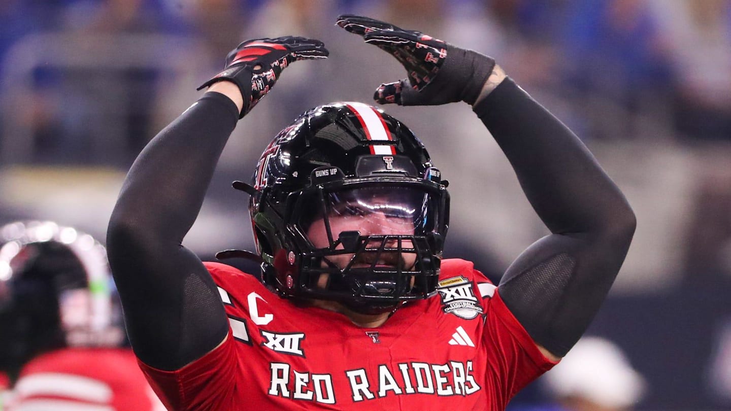 Buccaneers Address One Need, Ignore Another in Mel Kiper's Final ESPN Mock Draft