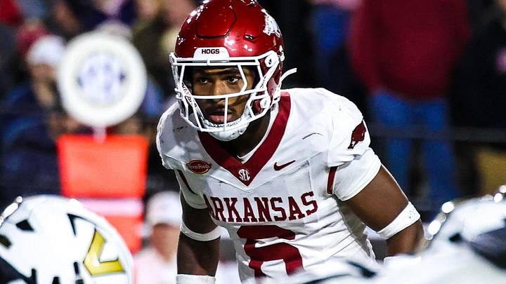 Arkansas Razorbacks STAR (nickelback) Khmori House before a second half snap against Vanderbilt. Arkansas Razorbacks STAR (nickelback) Khmori House before a second half snap against Vanderbilt.