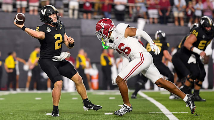 Vanderbilt Commodores quarterback Diego Pavia (2)