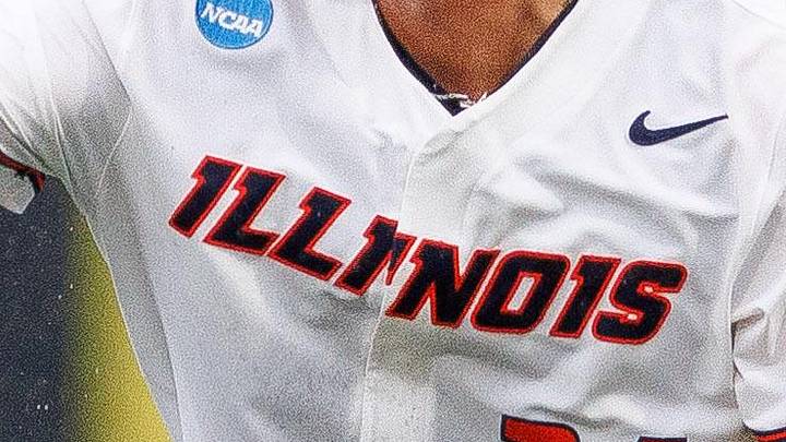 Jun 1, 2024; Lexington, KY, USA; Illinois Fighting Illini infielder Drake Westcott (34) tosses the ball to first base to force an out during the ninth inning against the Kentucky Wildcats at Kentucky Proud Park. Mandatory Credit: Jordan Prather-Imagn Images