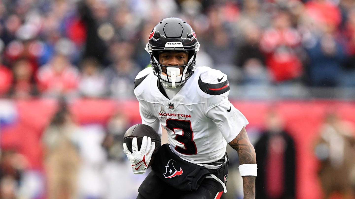 Texans' Tank Dell Breaks Silence on Road Back After Injury