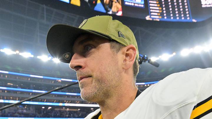 Pittsburgh Steelers quarterback Aaron Rodgers