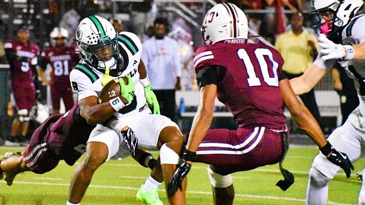 Southlake Carroll running back/wide receiver Dez Bryant Jr. accounted for three touchdowns against Trophy Club Byron Nelson Oct. 23. Southlake Carroll running back/wide receiver Dez Bryant Jr. accounted for three touchdowns against Trophy Club Byron Nelson Oct. 23.