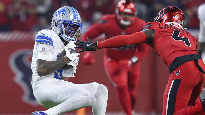 Detroit Lions wide receiver Jameson Williams (9).