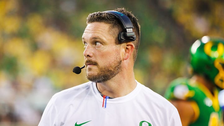 Oregon Ducks coach Dan Lanning locker room speech