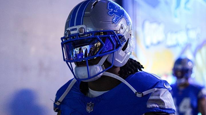 Detroit Lions running back Jahmyr Gibbs (0) gets ready for warm-ups ahead of the Minnesota Vikings game at Ford Field. Detroit Lions running back Jahmyr Gibbs (0) gets ready for warm-ups ahead of the Minnesota Vikings game at Ford Field.