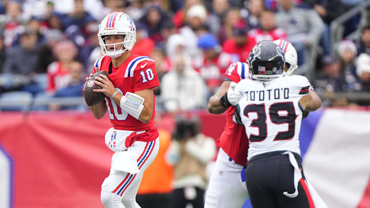 Drake Maye and the Patriots welcome the Texans to Foxborough on Sunday.
