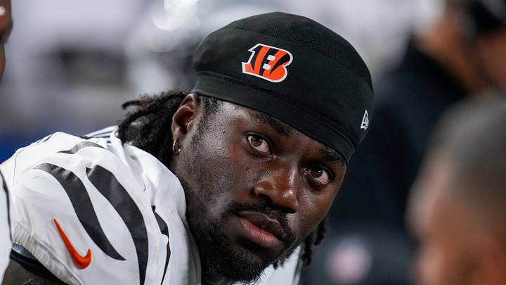 Cincinnati Bengals defensive end Shemar Stewart (97) sits between drives in the first quarter of the NFL Week 7 game between the Cincinnati Bengals and the Pittsburgh Steelers at Paycor Stadium in downtown Cincinnati on Thursday, Oct. 16, 2025. Cincinnati Bengals defensive end Shemar Stewart (97) sits between drives in the first quarter of the NFL Week 7 game between the Cincinnati Bengals and the Pittsburgh Steelers at Paycor Stadium in downtown Cincinnati on Thursday, Oct. 16, 2025.