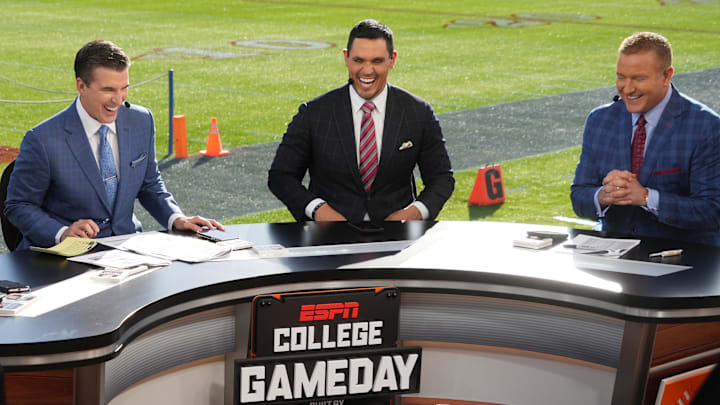 From left: Desmond Howard, Rece Davis, David Pollack and Kirk Herbsteit on the ESPN College Gameday set during the 2022 Rose Bowl at Rose Bowl.