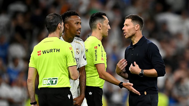 Xabi Alonso se va satisfecho, pero con sabor amargo por el arbitraje contra el Real Madrid: "Él es el que manda"