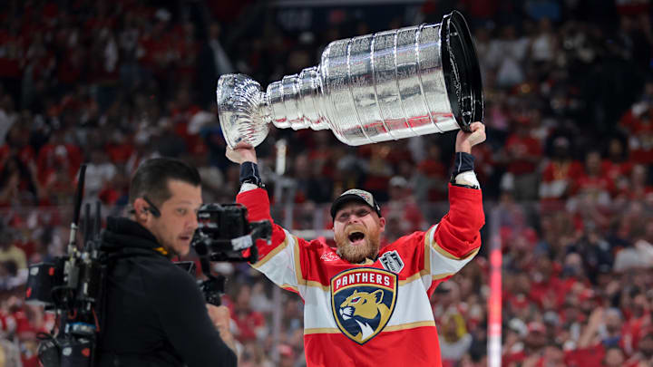 Florida Panthers center Sam Bennett hoists the Stanley Cup