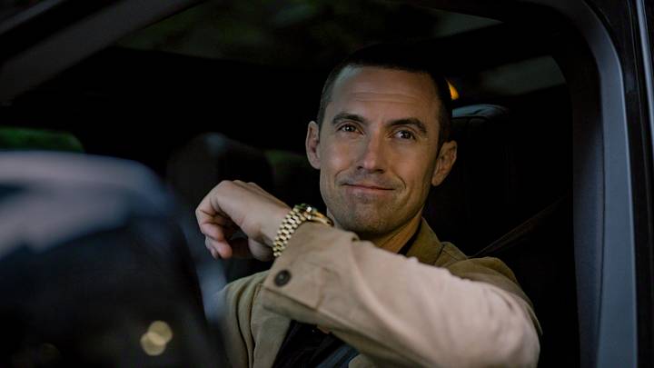 I Will Find You. Milo Ventimiglia as Hayden in Episode #104 of I Will Find You. Cr. Courtesy of Netflix © 2025 I Will Find You. Milo Ventimiglia as Hayden in Episode #104 of I Will Find You. Cr. Courtesy of Netflix © 2025
