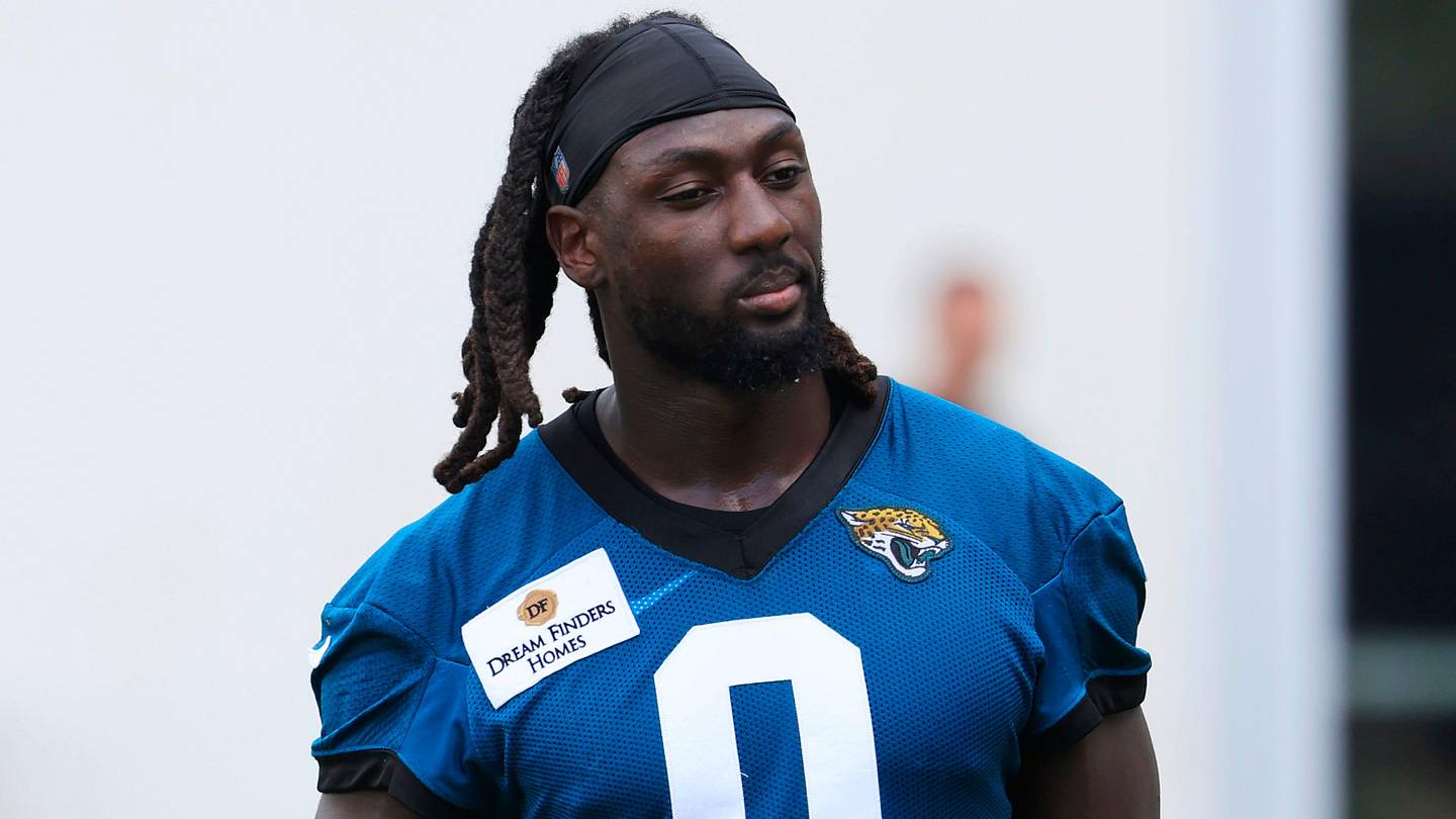 Jaguars may have been right all along to let Devin Lloyd leave