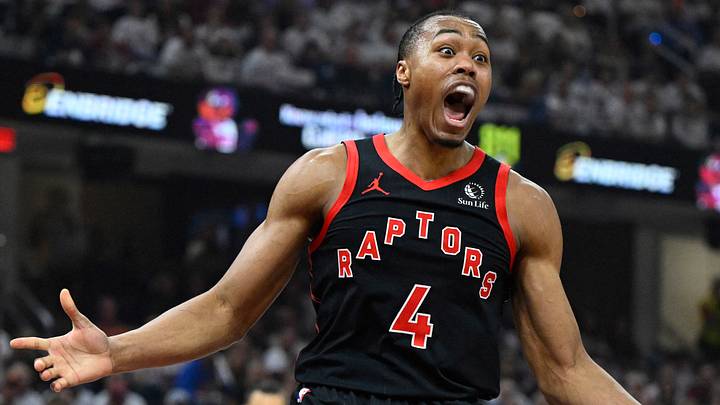 Apr 29, 2026; Cleveland, Ohio, USA; Toronto Raptors forward Scottie Barnes (4) and forward Sandro Mamukelashvili (54) react against the Cleveland Cavaliers in the first quarter of game five of the first round of the 2026 NBA Playoffs at Rocket Arena. Mandatory Credit: David Richard-Imagn Images