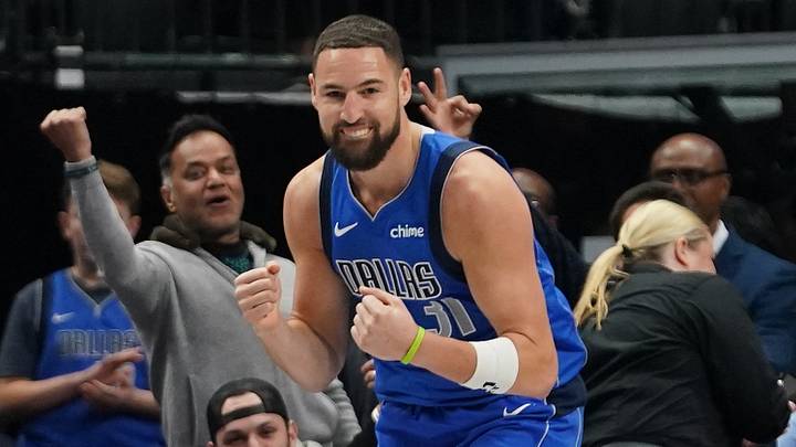 Dallas Mavericks guard Klay Thompson (31) reacts (Mandatory Credit: Raymond Carlin III-Imagn Images)