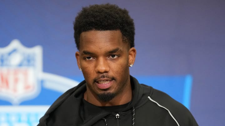 Penn State defensive lineman Dani Dennis-Sutton