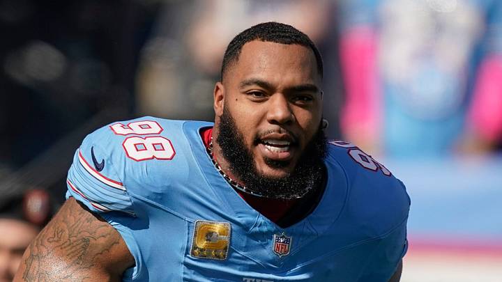 Tennessee Titans defensive tackle Jeffery Simmons (98) storms the field before the game against the Cleveland Browns at Nissan Stadium in Nashville, Tenn., Sunday, Oct. 25, 2026. Tennessee Titans defensive tackle Jeffery Simmons (98) storms the field before the game against the Cleveland Browns at Nissan Stadium in Nashville, Tenn., Sunday, Oct. 25, 2026.