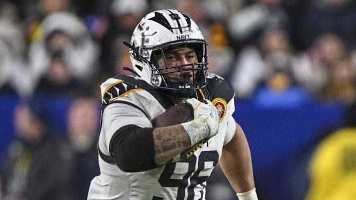 Navy Midshipmen defensive tackle Landon Robinson (96).