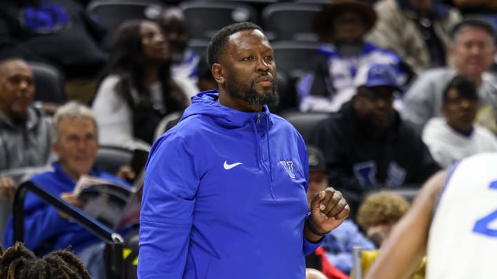 Vashon boys basketball coach Jimmy McKinney Vashon boys basketball coach Jimmy McKinney