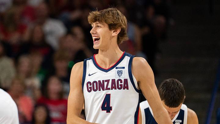 Gonzaga Bulldogs guard Davis Fogle (4). Gonzaga Bulldogs guard Davis Fogle (4).