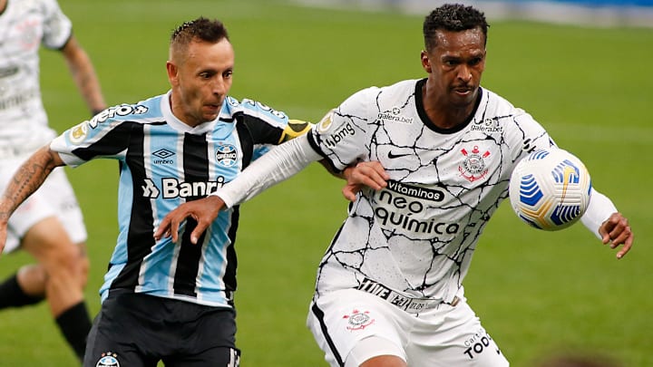 João Victor, Rafinha e mais dois: quatro nomes com capacidade para decidir o duelo entre Corinthians e Grêmio. 