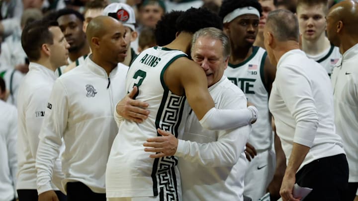 Jaden Akins, Tom Izzo