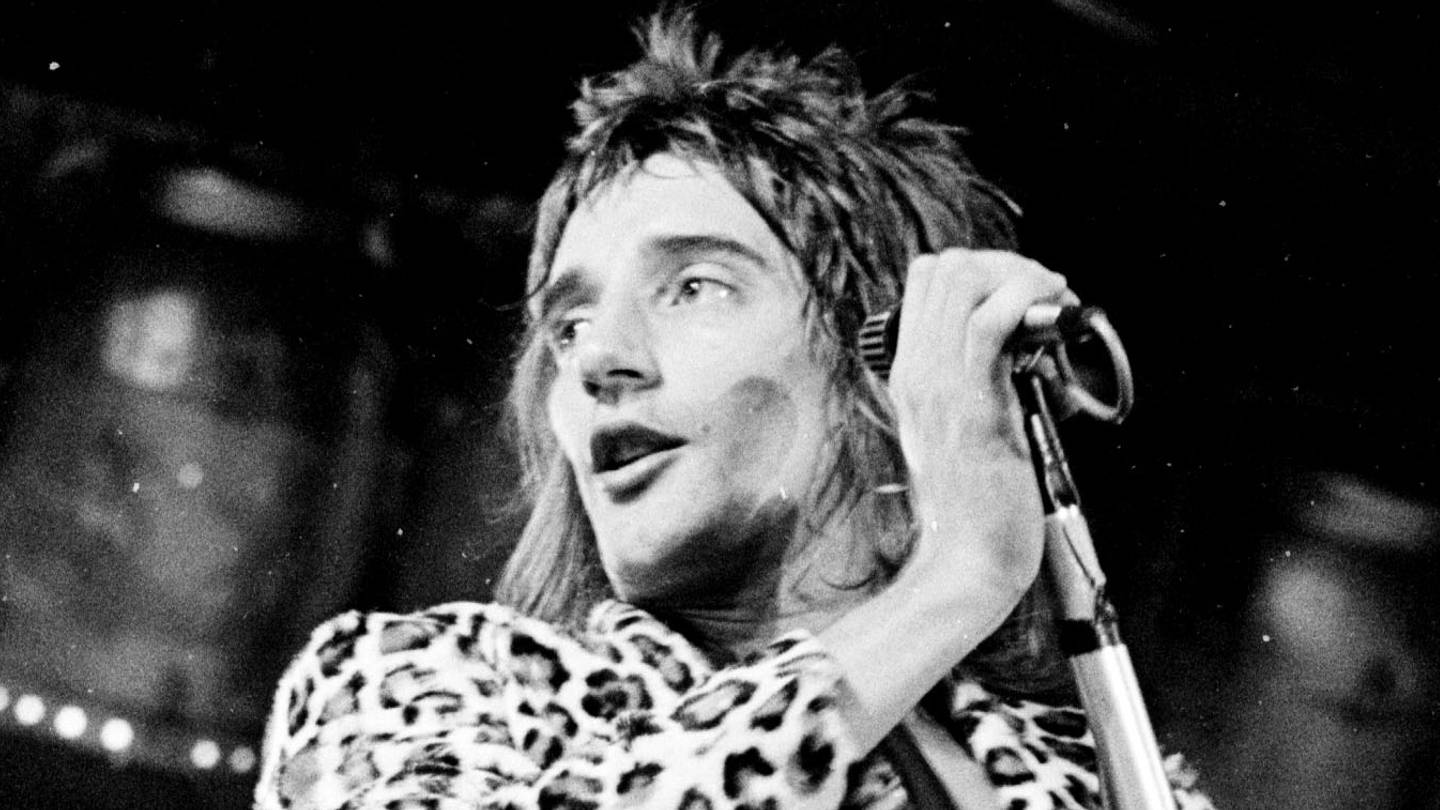 10 classic 1970s rock songs that made one-night stands sound irresistible