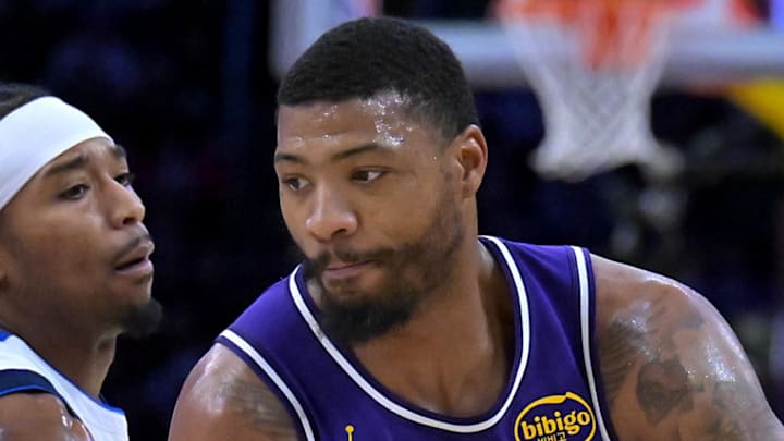Feb 12, 2026; Los Angeles, California, USA; Los Angeles Lakers guard Marcus Smart (36) drives past Dallas Mavericks guard Brandon Williams (10) in the first half at Crypto.com Arena. Mandatory Credit: Jayne Kamin-Oncea-Imagn Images Feb 12, 2026; Los Angeles, California, USA; Los Angeles Lakers guard Marcus Smart (36) drives past Dallas Mavericks guard Brandon Williams (10) in the first half at Crypto.com Arena. Mandatory Credit: Jayne Kamin-Oncea-Imagn Images