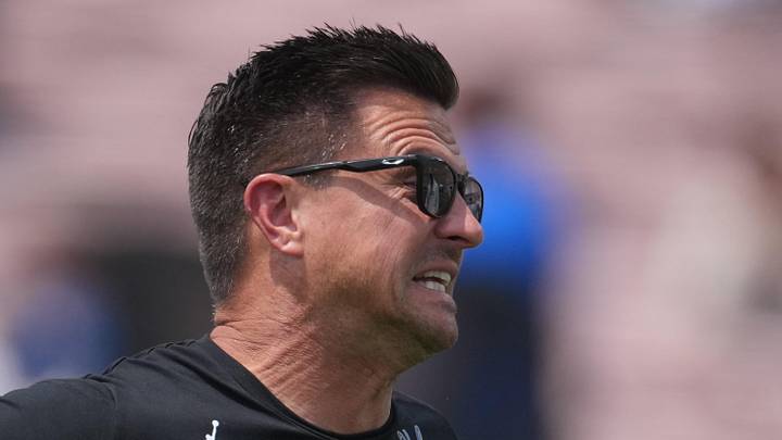 May 2, 2026; Pasadena, CA, USA; UCLA Bruins coach Bob Chesney reacts during the spring game at Rose Bowl. Mandatory Credit: Kirby Lee-Imagn Images May 2, 2026; Pasadena, CA, USA; UCLA Bruins coach Bob Chesney reacts during the spring game at Rose Bowl. Mandatory Credit: Kirby Lee-Imagn Images