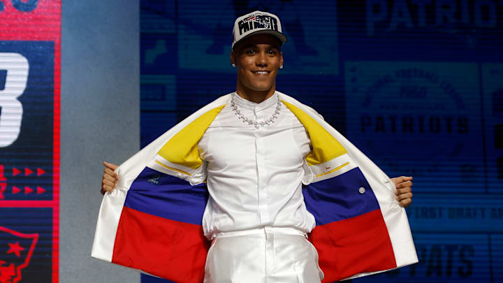 González se mostró orgulloso de su origen colombiano en el Draft de la NFL