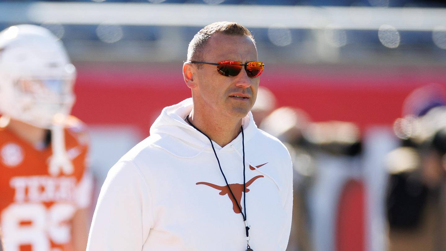 3 Players Who Could Commit to Texas Next After WR Briceson T