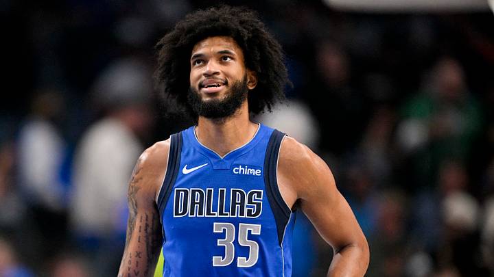 Feb 26, 2026; Dallas, Texas, USA; Dallas Mavericks forward Marvin Bagley III (35) walks back on the court during the second quarter against the Sacramento Kings at the American Airlines Center. Mandatory Credit: Jerome Miron-Imagn Images Feb 26, 2026; Dallas, Texas, USA; Dallas Mavericks forward Marvin Bagley III (35) walks back on the court during the second quarter against the Sacramento Kings at the American Airlines Center. Mandatory Credit: Jerome Miron-Imagn Images