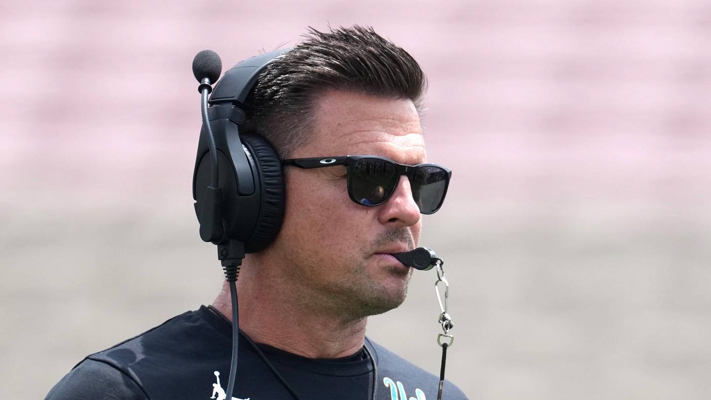What UCLA Should Do To Bring Best Out of Offense