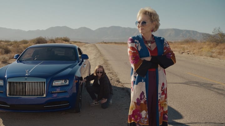 Hannah Einbinder, Jean Smart in Hacks - Photograph by Jake Giles Netter/HBO Max