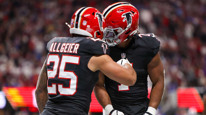 Atlanta Falcons running backs Tyler Allgeier and Bijan Robinson
