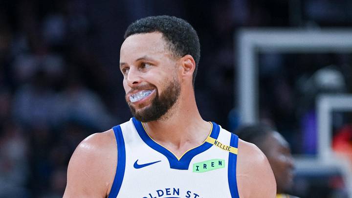 Stephen Curry and the Warriors found some rhythm against the Lakers Stephen Curry and the Warriors found some rhythm against the Lakers