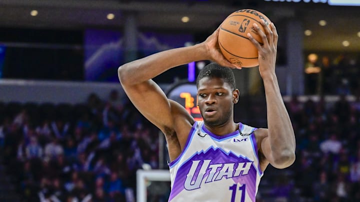 Oct 16, 2025; Salt Lake City, Utah, USA; Utah Jazz center Mo Bamba (11) waits to pass to Utah Jazz center Kyle Filipowski (22) during the second half against the Portland Trail Blazers at Delta Center. Mandatory Credit: Peter Creveling-Imagn Images Oct 16, 2025; Salt Lake City, Utah, USA; Utah Jazz center Mo Bamba (11) waits to pass to Utah Jazz center Kyle Filipowski (22) during the second half against the Portland Trail Blazers at Delta Center. Mandatory Credit: Peter Creveling-Imagn Images