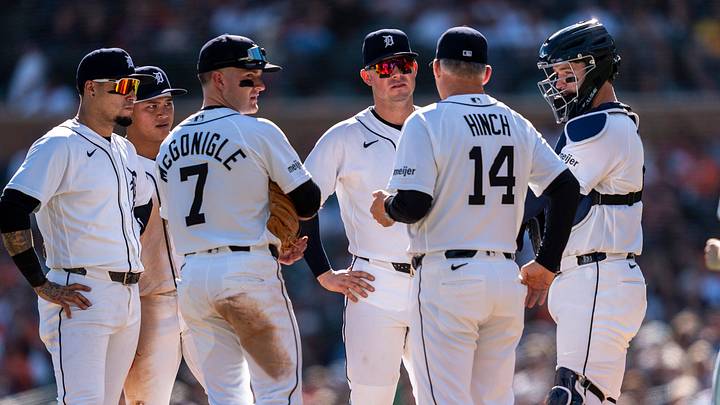 Detroit Tigers players stand on the pitching mound during a pitching change. Credit Detroit Tigers players stand on the pitching mound during a pitching change. Credit