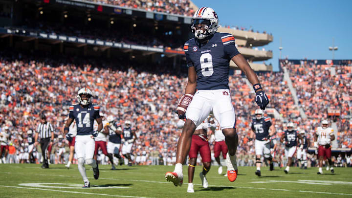 Auburn Tigers wide receiver Cam Coleman (8)