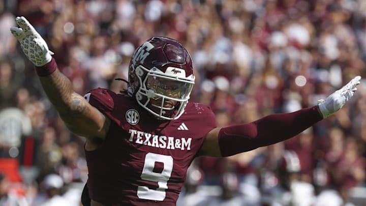 Texas A&M Aggies defensive end Cashius Howell (9) reacts after a defensive play during the first quarter against the South Carolina Gamecocks at Kyle Field.
