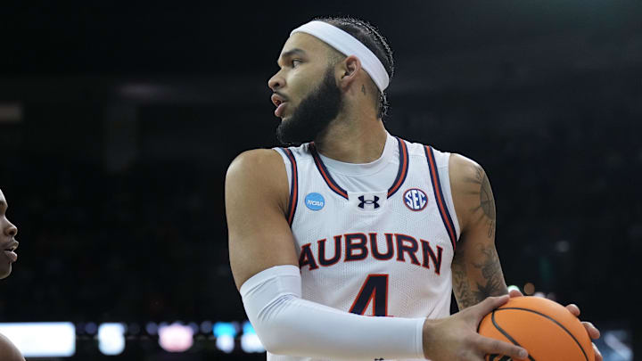 Johni Broome looks to make the most of his final season by working on his 3-point shot 