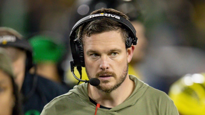 Oregon head coach Dan Lanning breaks from a huddle as the No. 6 Oregon Ducks host the USC Trojans Saturday, Nov. 11, 2023, at Autzen Stadium in Eugene, Ore.