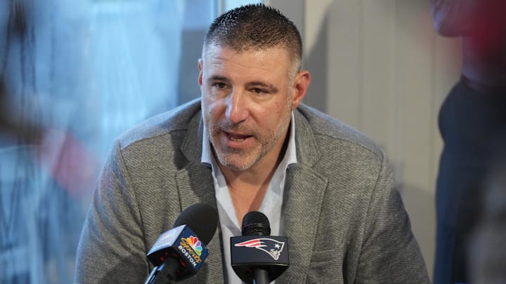 Mar 31, 2025; Palm Beach, FL, USA;  New England Patriots head coach Mike Vrabel answers questions from the media during the NFL Annual League Meeting at The Breakers. Mandatory Credit: Jim Rassol-Imagn Images