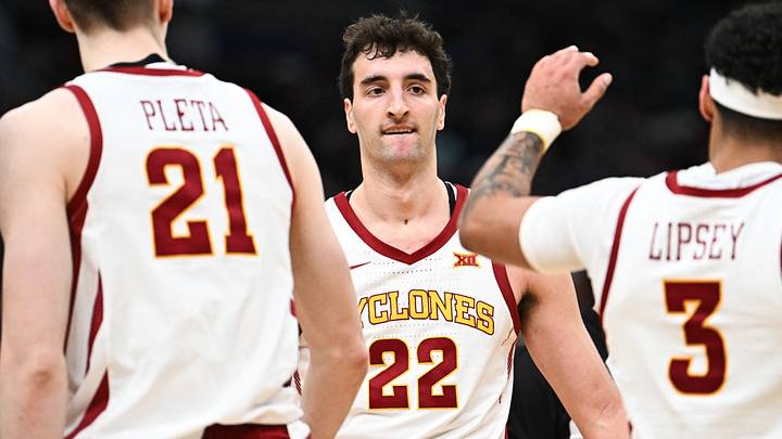 Mar 22, 2026; St. Louis, MO, USA; Iowa State Cyclones forward Milan Momcilovic (22) celebrates with Iowa State Cyclones guard Tamin Lipsey (3) after a play during the second half against the Kentucky Wildcats during a second round game of the men's 2026 NCAA Tournament at Enterprise Center. Mandatory Credit: Jeff Le-Imagn Images Mar 22, 2026; St. Louis, MO, USA; Iowa State Cyclones forward Milan Momcilovic (22) celebrates with Iowa State Cyclones guard Tamin Lipsey (3) after a play during the second half against the Kentucky Wildcats during a second round game of the men's 2026 NCAA Tournament at Enterprise Center. Mandatory Credit: Jeff Le-Imagn Images