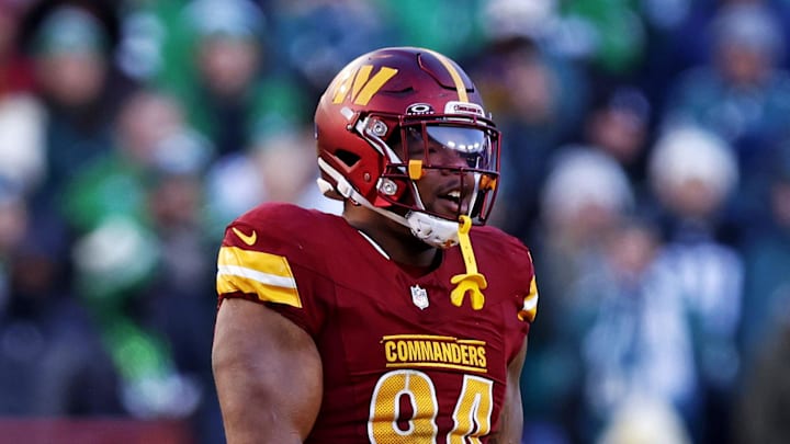 Washington Commanders defensive tackle Daron Payne celebrates during the third quarter against the Philadelphia Eagles.