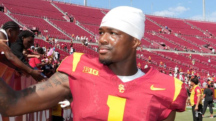 Aug 29, 2026; Los Angeles, California, USA; Southern California Trojans wide receiver Ethan Feaster (1) greets fans after the game against the San Jose State Spartans at the United Airlines Field at Los Angeles Memorial Coliseum. Mandatory Credit: Kirby Lee-Imagn Images Aug 29, 2026; Los Angeles, California, USA; Southern California Trojans wide receiver Ethan Feaster (1) greets fans after the game against the San Jose State Spartans at the United Airlines Field at Los Angeles Memorial Coliseum. Mandatory Credit: Kirby Lee-Imagn Images