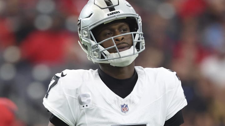 Dec 21, 2025; Houston, Texas, USA; Las Vegas Raiders quarterback Geno Smith (7) reacts after a play during the game against the Houston Texans at NRG Stadium. Mandatory Credit: Troy Taormina-Imagn Images Dec 21, 2025; Houston, Texas, USA; Las Vegas Raiders quarterback Geno Smith (7) reacts after a play during the game against the Houston Texans at NRG Stadium. Mandatory Credit: Troy Taormina-Imagn Images